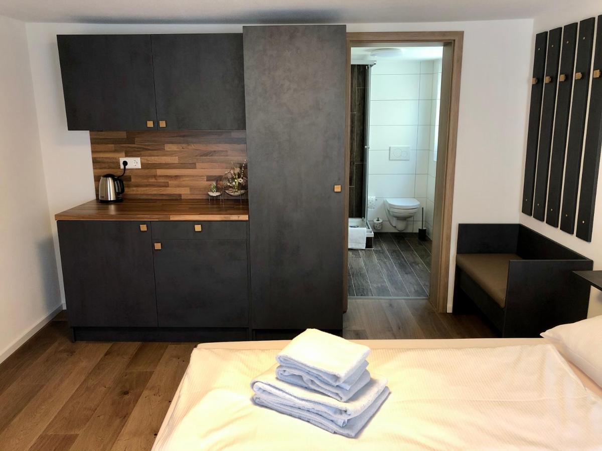 City Apartments, Outlet 100 Meter Metzingen  Dış mekan fotoğraf
